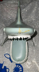 Ideal the Game of Jaws Vintage See Pics Anchor, Gaff, Boot, Tire Incomplete