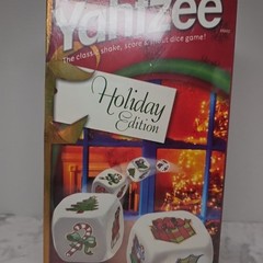 Yahtzee Holiday Edition Christmas Family Dice Game Hasbro USAopoly New Sealed