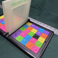 SQUARE UP! Board Game – MindWare – Puzzle Pattern Challenge – Complete – Rubik