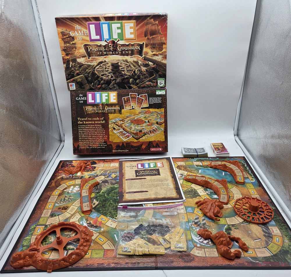The Game of Life Pirates of the Caribbean At World’s End Board Game COMPLETE