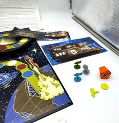 VTG Zathura Game Pressman (2005) With Movie Promo Flyer – Missing 1 Piece (READ)