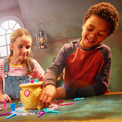 Toys Magic Mixies Potion Game, Place the Magic Ingredients into the Cauldron and