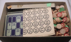 Vintage Old Milton Bradley Lotto Game Travel Suitcase Box Wooden Number Pieces