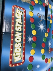 University Games “KIDS ON STAGE” Charades Special Edition Opened Box (COMPLETE)
