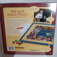 NEW Awkward Family Photos Game Family and Party Sealed – Teen-Adult 4-6 Players
