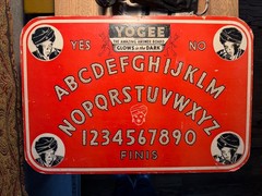 Yogee The Amazing Answer Board 1944