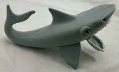 1975 Jaws Game by Ideal Games Complete in Great Condition FREE SHIPPING2