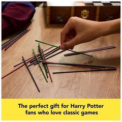 Harry Potter Wizarding World 6-in-1 Wooden Trunk Games Set (Spin Master Games)