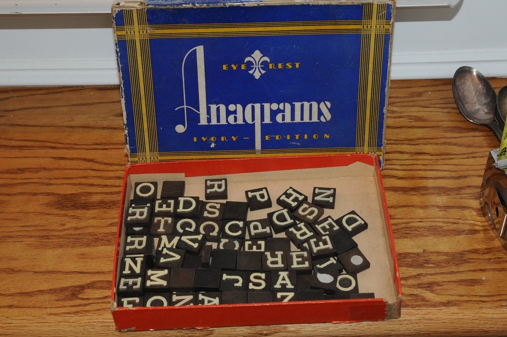 Vintage Anagrams Eye-Rest Ebony Edition Box And Tiles Games Traditional Game Old