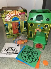 Vintage 1970 Parker Brothers Board Game Toy Witch Pitch Complete Nice Shape Work