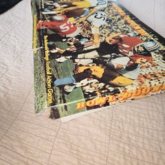 1973 Sports Illustrated Bowl Bound College Football Game Box 32 Team Cards box