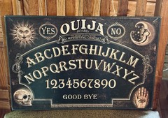 Ouija Board Game 2018 Hasbro With Wood Planchette – Damaged Box