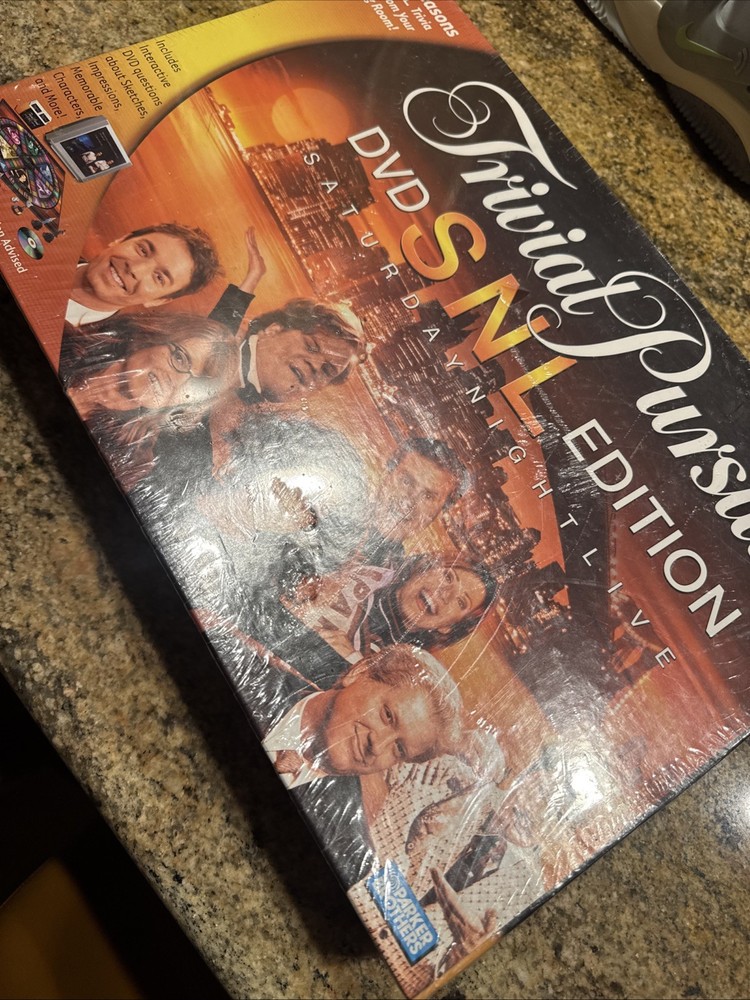Trivial Pursuit DVD Boardgame SNL Saturday Night Live Parker Brothers New SEALED