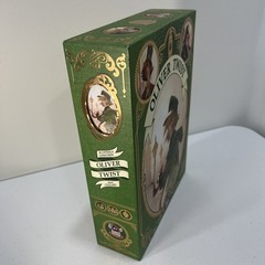 Purple Brain – Oliver Twist Board Game – SEE DESCRIPTION-