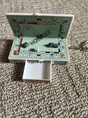 VINTAGE 1998 MINIATURE MONOPOLY missing 1 Dice HASBRO