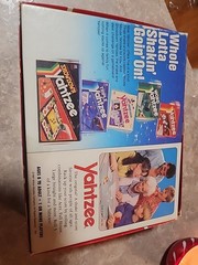 VTG Milton Bradley 1990s Yahtzee Board Game COMPLETE