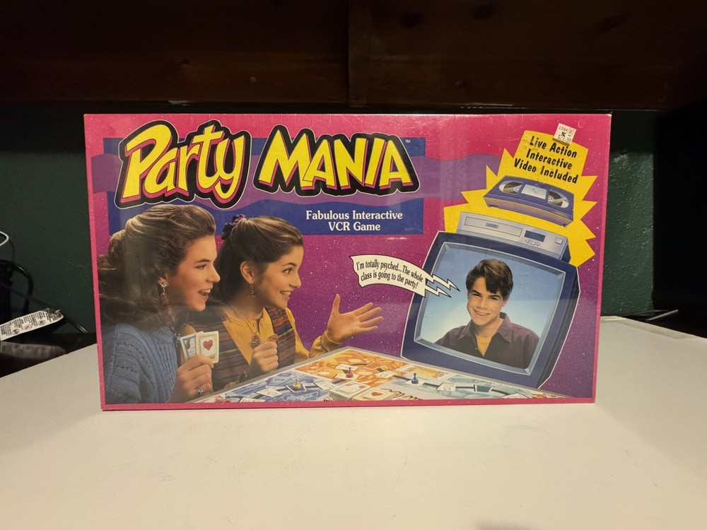 Brand New – Vintage Party Mania Interactive Board Game Parker Brothers