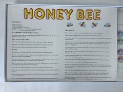 1995 Honey Bee Board Game 5-10 Years 2-4 Players Complete