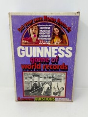 Vintage 1975 Parker Brothers Guinness Game of World Records Complete!! E5