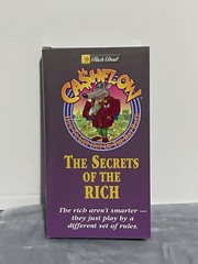 CASHFLOW Investing 101 Board Game Rich Dad Poor Dad Robert Kiyosaki + More Media