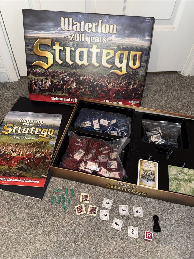 Stratego Waterloo 200 Years Rare Strategy Board Game Nice *8/12 Weakened Blocks*