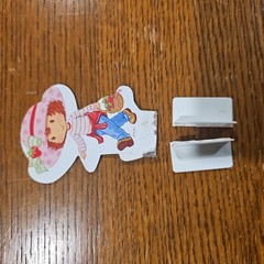 Strawberry Shortcake Strawberryland A Berry Sweet Game RoseArt 2003