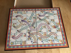 Vintage 1999 Milton Bradley CHUTES and LADDERS Board Game Complete