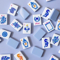 NEW! Vibrant Layered Mahjong Tiles – Full American Set 160Tiles – Blue and White