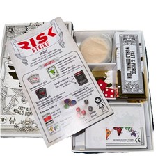 Risk Strike “Fast & Fierce World Domination” Avalon Hill Cards & Dice Game – New