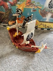 1995 Pressman Weapons and Warriors Pirate Battle Game, Near Complete