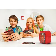 Top Trumps Stranger Things: Quiz Games – Trivia Quiz – Teen Games – Great Tra…