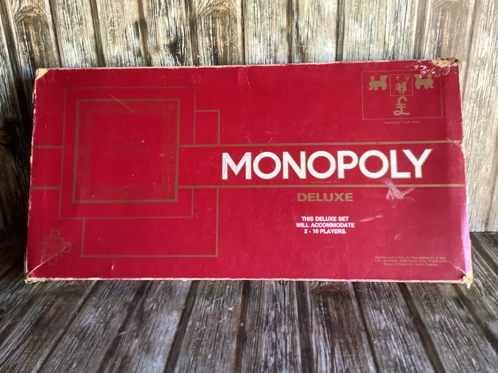 MONOPOLY DELUXE EDITION – HOLDSON – VINTAGE BOARD GAME NEW ZEALAND NZ