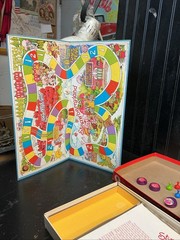 Strawberry Shortcake In the Big Apple Game, Used 1981, Parker Brothers