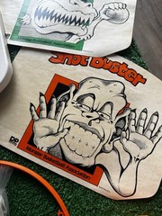 DP Shot Buster 1987 Vintage Mini Indoor Basketball Set ‘Dunkin’ Dinosaur’