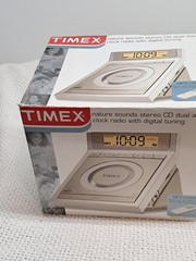 Timex T609 Stereo CD Dual Alarm Clock Radio MP3 Audio open box