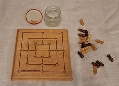 Vintage Solid Maple Nine Men’s Morris Board Game – Complete Set- Extra Peg