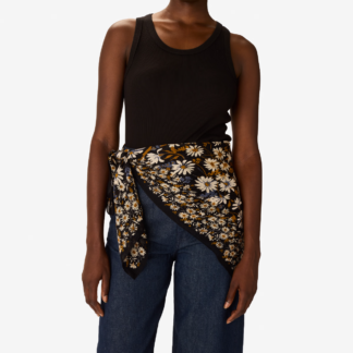 Photo du produit Carré FAUST couleur Noir de chez Inouï Editions